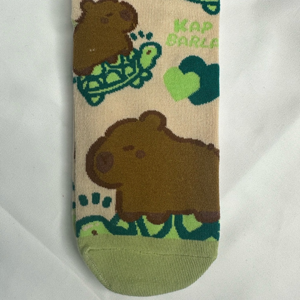 Capybara Comfortable And Versatile Women's Long Socks - Picture 2 of 3